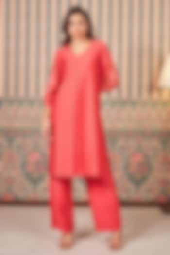 Coral Chanderi Silk Embroidered Kurta Set by Sammohi By Moksha & Hiral at Pernia's Pop Up Shop