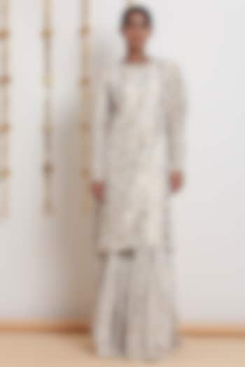 White Embroidered & Printed Kurta Set With Belt by Seema Nanda at Pernia's Pop Up Shop