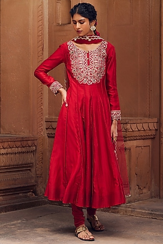 Red Chanderi Silk Embroidered Kalidar Kurta Set by Seema Nanda