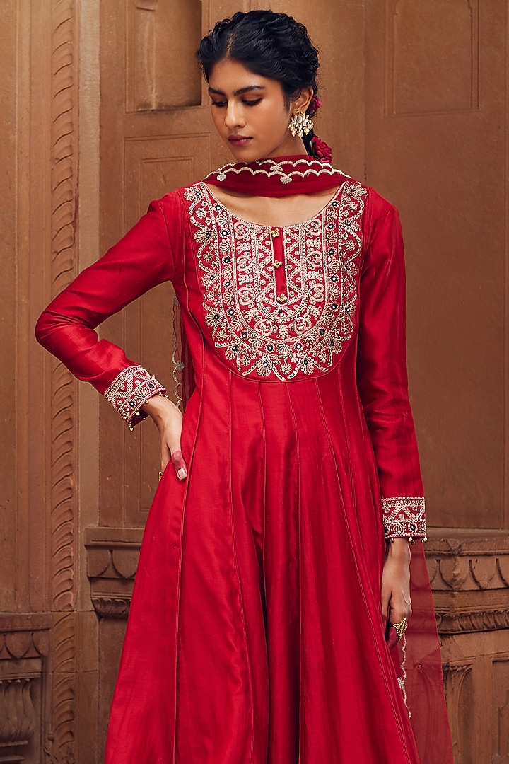 Red Chanderi Silk Embroidered Kalidar Kurta Set by Seema Nanda at Pernia's Pop Up Shop