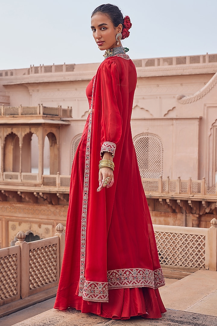 Red Silk Organza & Chanderi Silk Co-Ord Set by Seema Nanda at Pernia's Pop Up Shop