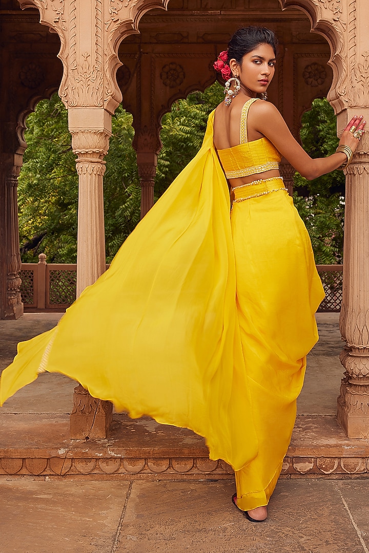 Yellow Organza Silk Embroidered Pre-Stitched Party Wear Saree Set by Seema Nanda at Pernia's Pop Up Shop