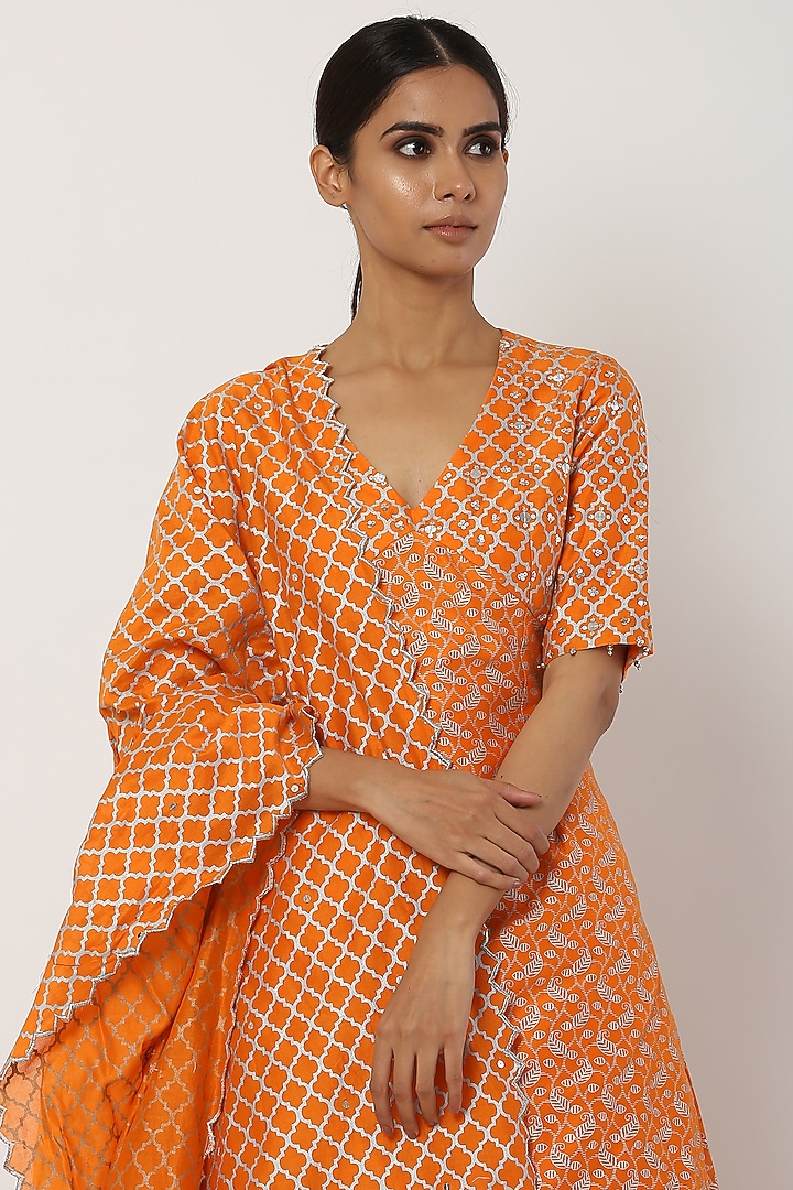Orange Chanderi Silk Kurta Set by Seema Nanda at Pernia's Pop Up Shop