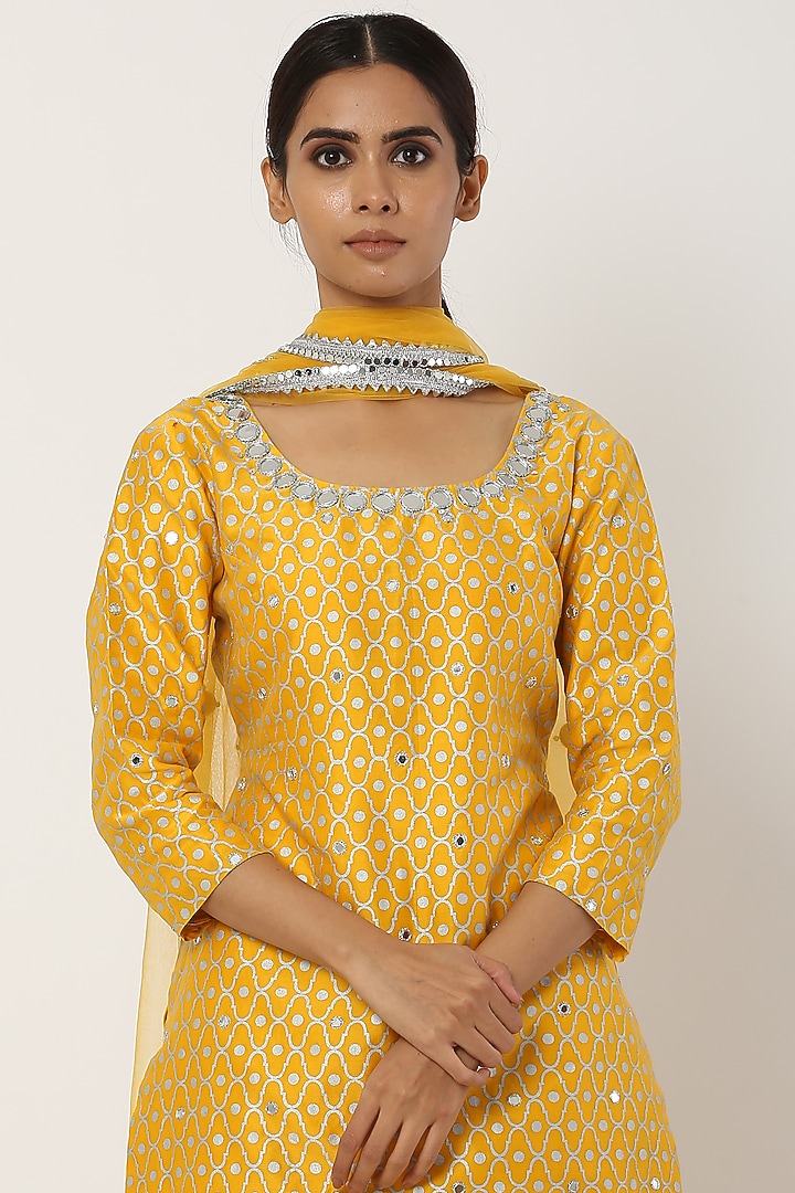 Yellow Chanderi Silk Kurta Set by Seema Nanda at Pernia's Pop Up Shop