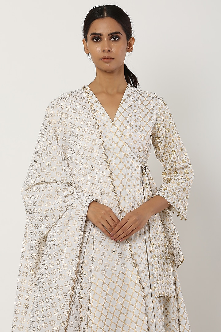 Ivory Angrakha Kurta Set by Seema Nanda at Pernia's Pop Up Shop