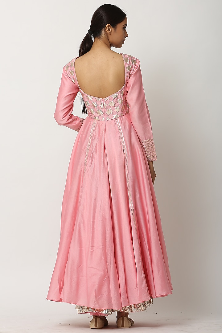 Light Pink Kalidar Kurta Set by Seema Nanda at Pernia's Pop Up Shop