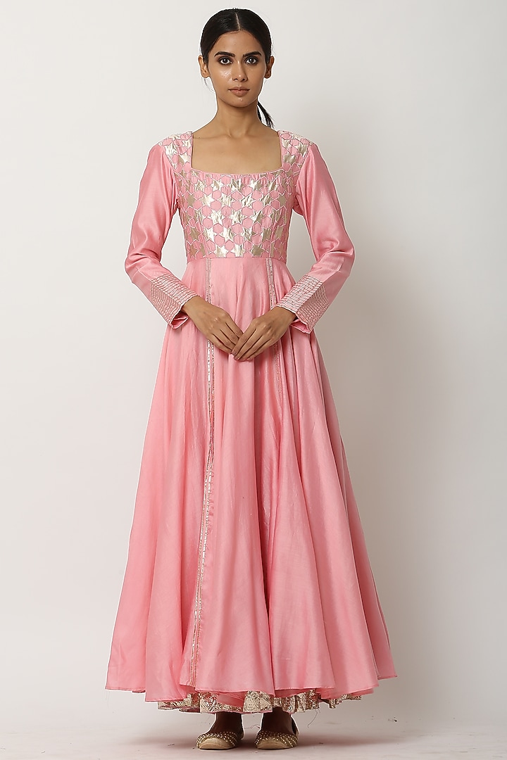 Light Pink Kalidar Kurta Set by Seema Nanda at Pernia's Pop Up Shop