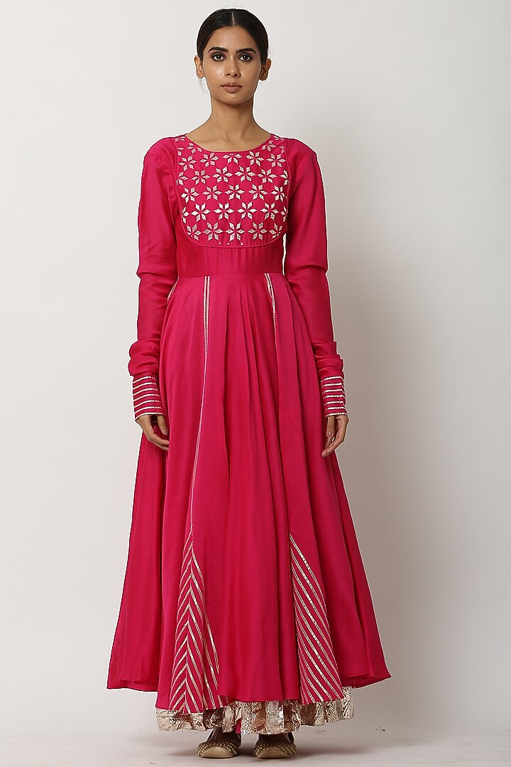 Fuchsia Pink Kalidar Kurta Set by Seema Nanda at Pernia's Pop Up Shop