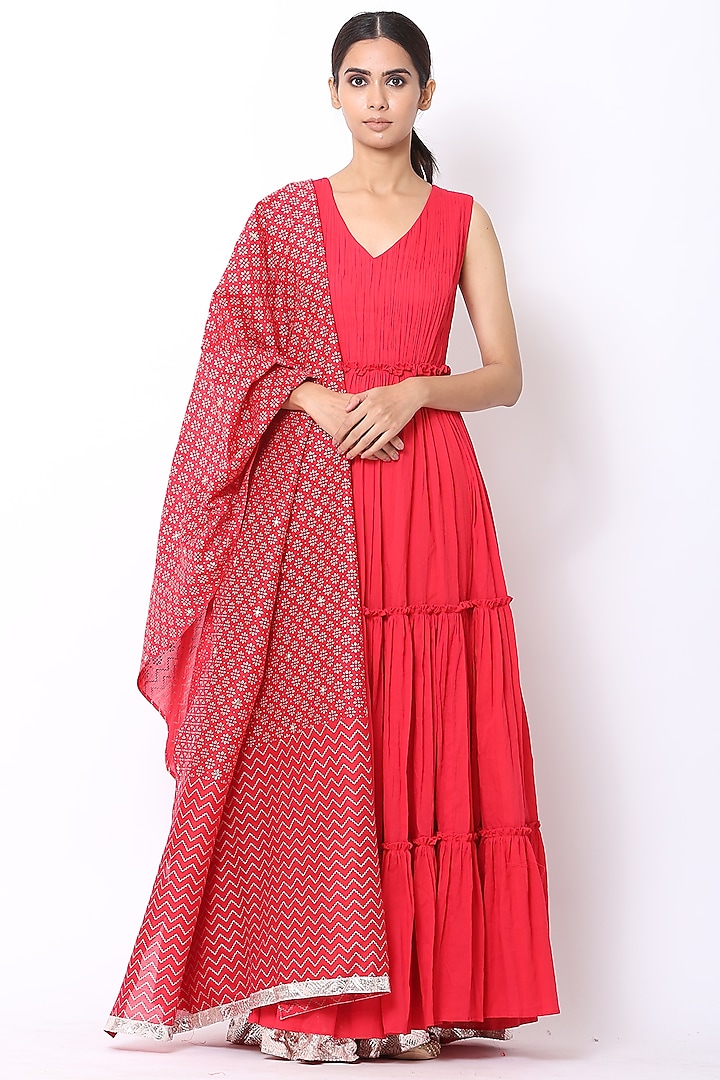 Red Tiered Kalidar Anarkali Set by Seema Nanda