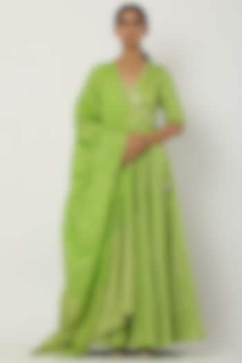 Bright Green Overlapped Kalidar Anarkali Set by Seema Nanda at Pernia's Pop Up Shop