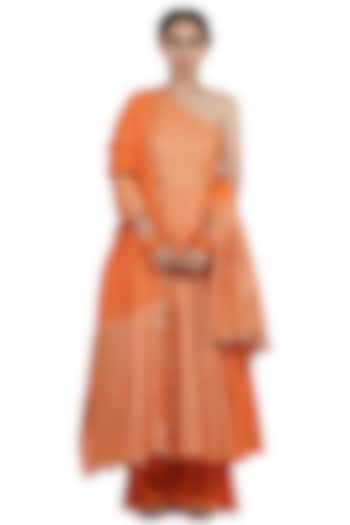 Orange Hand Embroidered One-Shoulder Anarkali Set by Seema Nanda at Pernia's Pop Up Shop