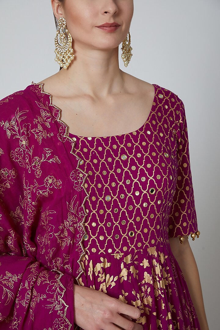 Fuchsia Embroidered Kalidar Party Wear Anarkali Set by Seema Nanda at Pernia's Pop Up Shop