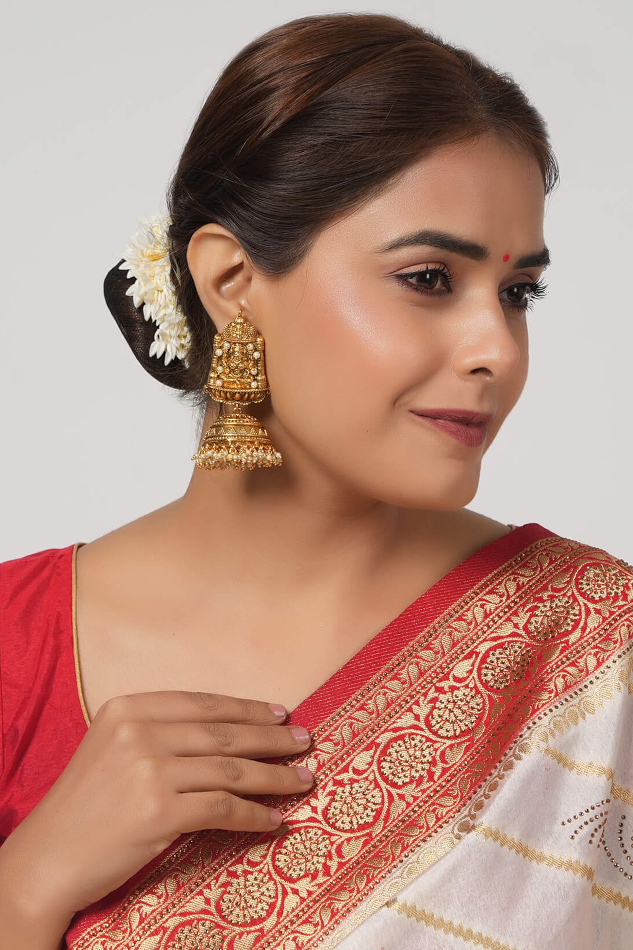 SAAVI Collection heavy look big size Chandbali pair of earrings :  Amazon.in: Fashion