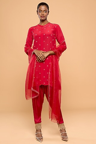 Red Pure Crepe & Organza Embroidered Kurta Set by Mayu Kothari