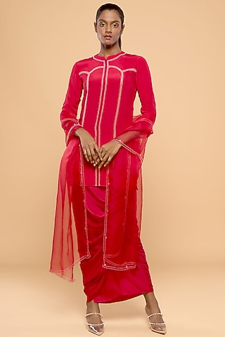 Red Pure Crepe & Organza Embroidered Kurta Set by Mayu Kothari