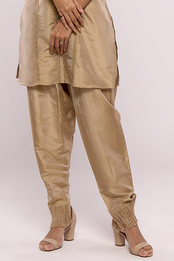 Golden Brown Embroidered Kurta Set by Mayu Kothari at Pernia's Pop Up Shop