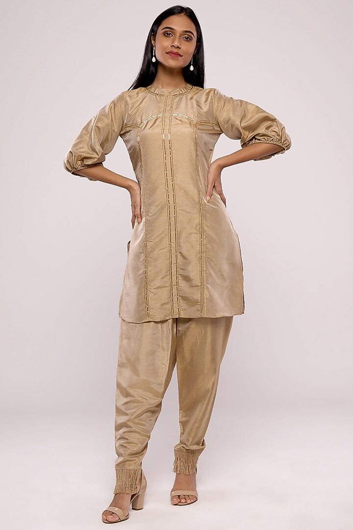 Golden Brown Embroidered Kurta Set by Mayu Kothari at Pernia's Pop Up Shop