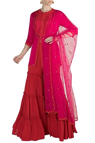 Pink Embroidered Gharara Set by Salian by Anushree