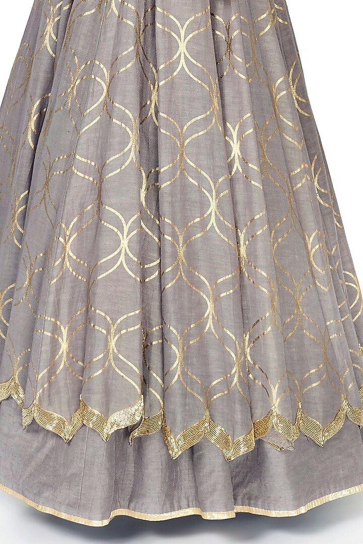 Silver Hand Embroidered Jacket Wedding Lehenga Set by Salian by Anushree at Pernia's Pop Up Shop