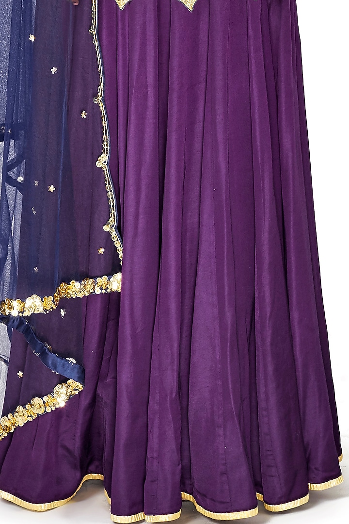 Dark Blue Hand Embroidered Short Kurta Set by Salian by Anushree at Pernia's Pop Up Shop