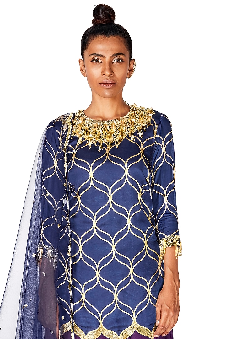 Dark Blue Hand Embroidered Short Kurta Set by Salian by Anushree at Pernia's Pop Up Shop