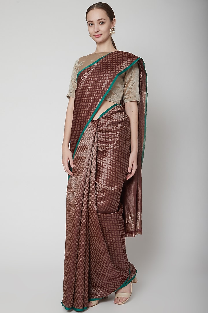 Wine Zari Butti Party Wear Saree Set by Shanti Banaras at Pernia's Pop Up Shop