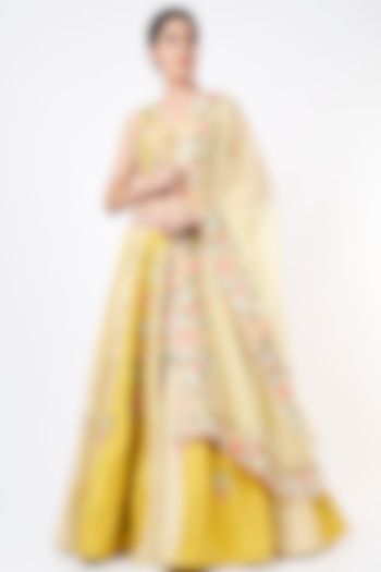 Yellow Hand Embroidered Wedding Lehenga Set by Label Sonia Bansal at Pernia's Pop Up Shop