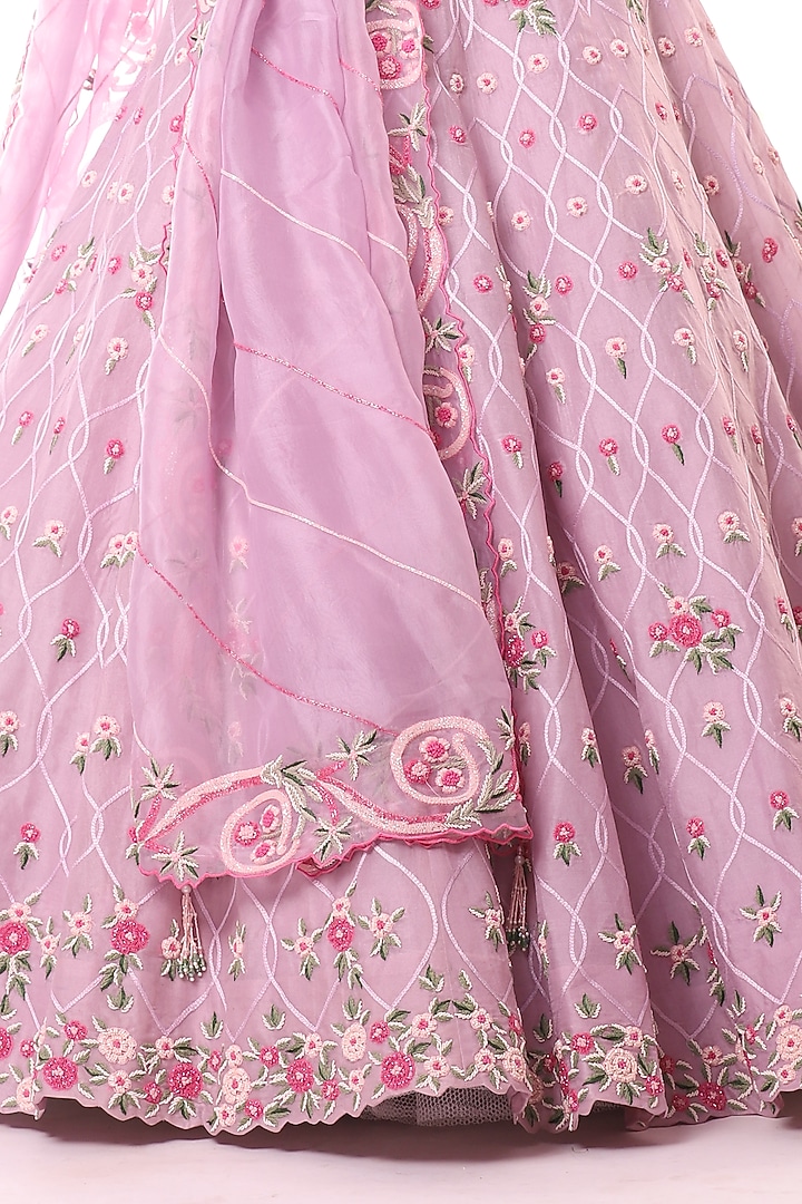 Lavender Embroidered Wedding Lehenga Set by Label Sonia Bansal at Pernia's Pop Up Shop
