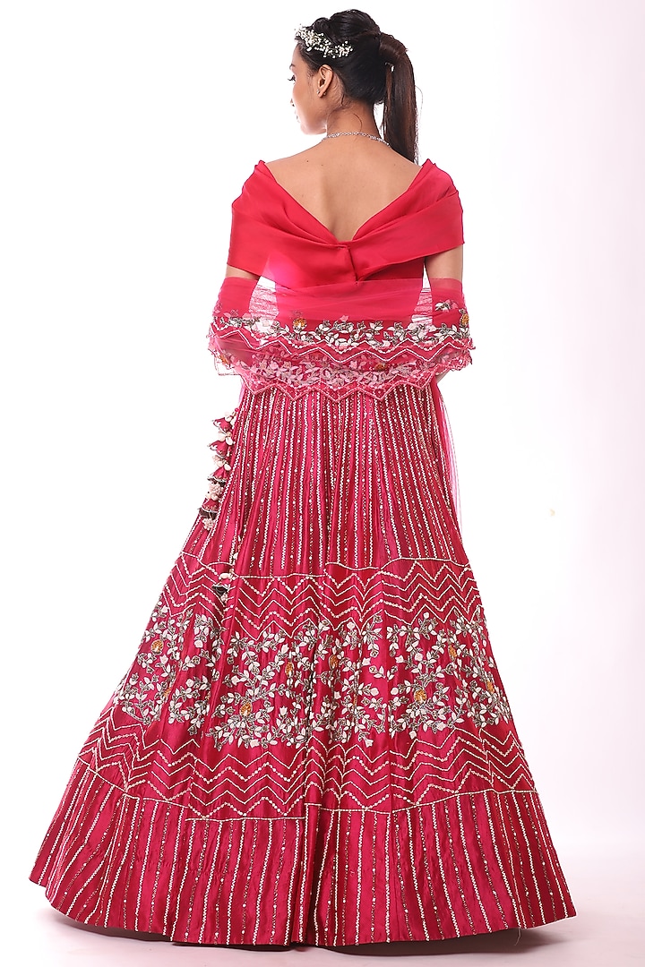 Cherry Red Embroidered Bridal Lehenga Set by Label Sonia Bansal at Pernia's Pop Up Shop