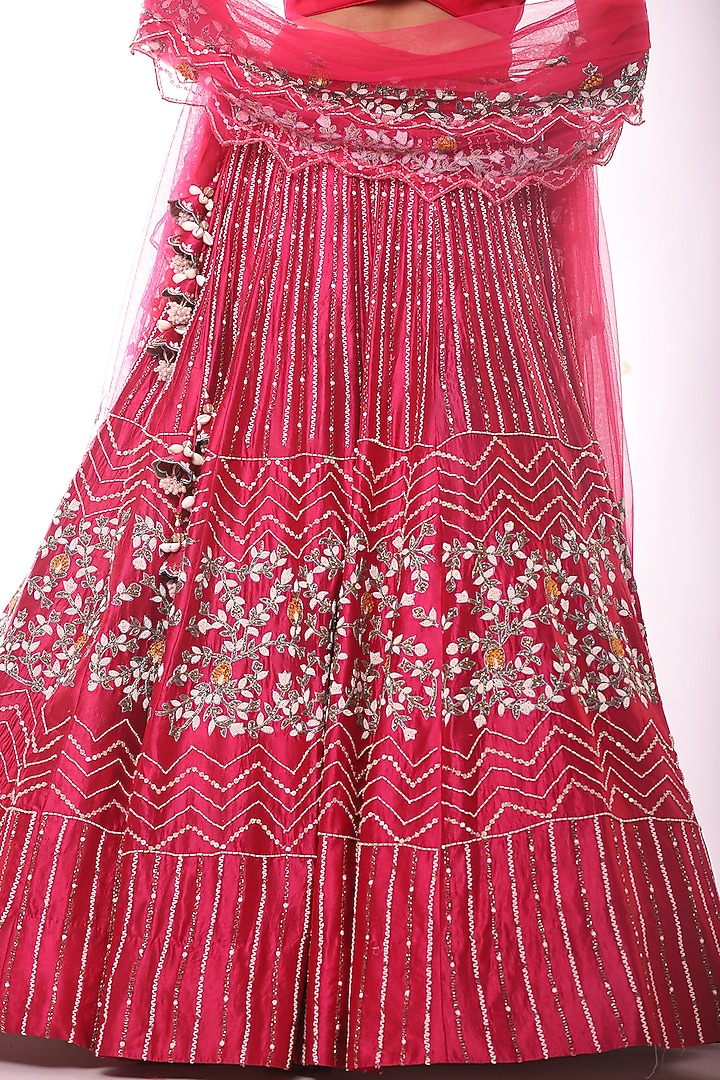 Cherry Red Embroidered Bridal Lehenga Set by Label Sonia Bansal at Pernia's Pop Up Shop