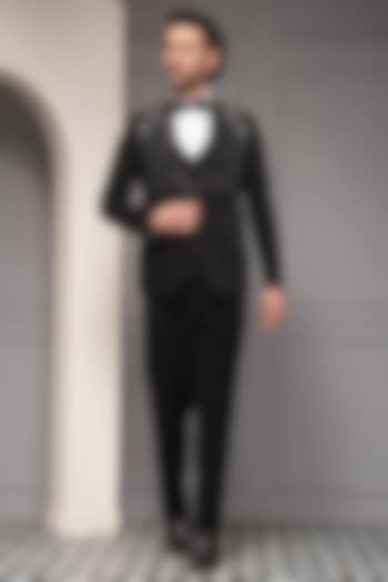 Black Premium Suiting Fabric Tuxedo Set by Soniya G Men at Pernia's Pop Up Shop