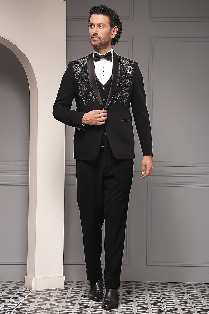 Black Premium Suiting Fabric Tuxedo Set by Soniya G Men at Pernia's Pop Up Shop