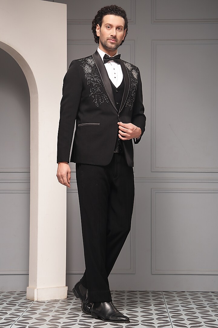 Black Premium Suiting Fabric Tuxedo Set by Soniya G Men at Pernia's Pop Up Shop