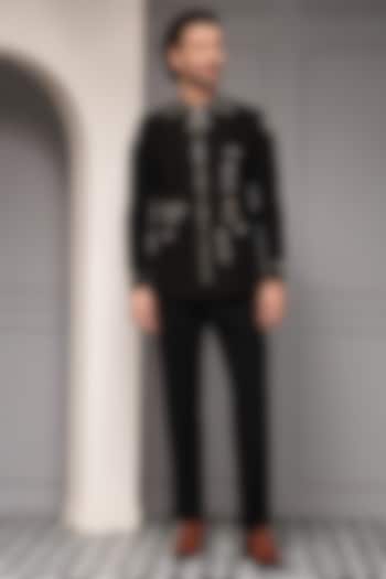 Black Premium Suiting Embroidered Wedding Bandhgala Set by Soniya G Men at Pernia's Pop Up Shop