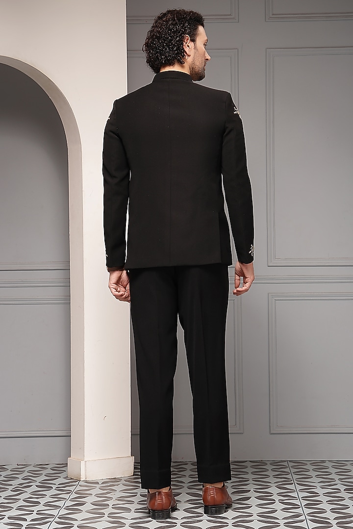 Black Premium Suiting Embroidered Wedding Bandhgala Set by Soniya G Men at Pernia's Pop Up Shop
