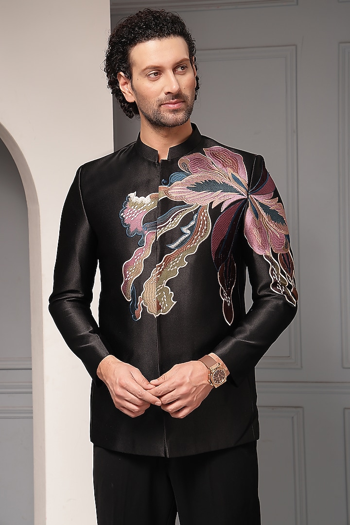 Black Premium Suiting Floral Embroidered Wedding Bandhgala Set by Soniya G Men at Pernia's Pop Up Shop