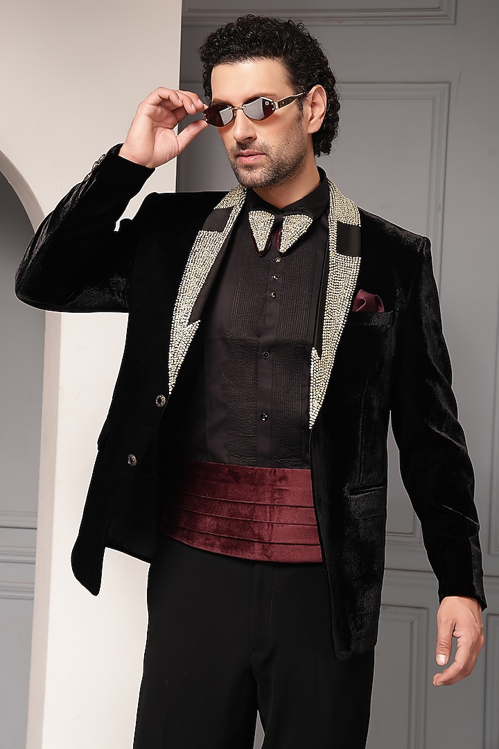 Black Premium Velvet Embellished Tuxedo Set by Soniya G Men at Pernia's Pop Up Shop