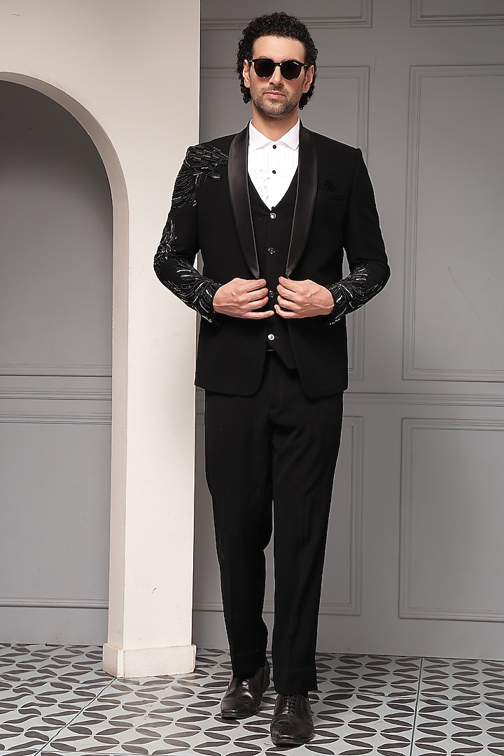 Black Premium Suiting Embroidered Tuxedo Set by Soniya G Men at Pernia's Pop Up Shop