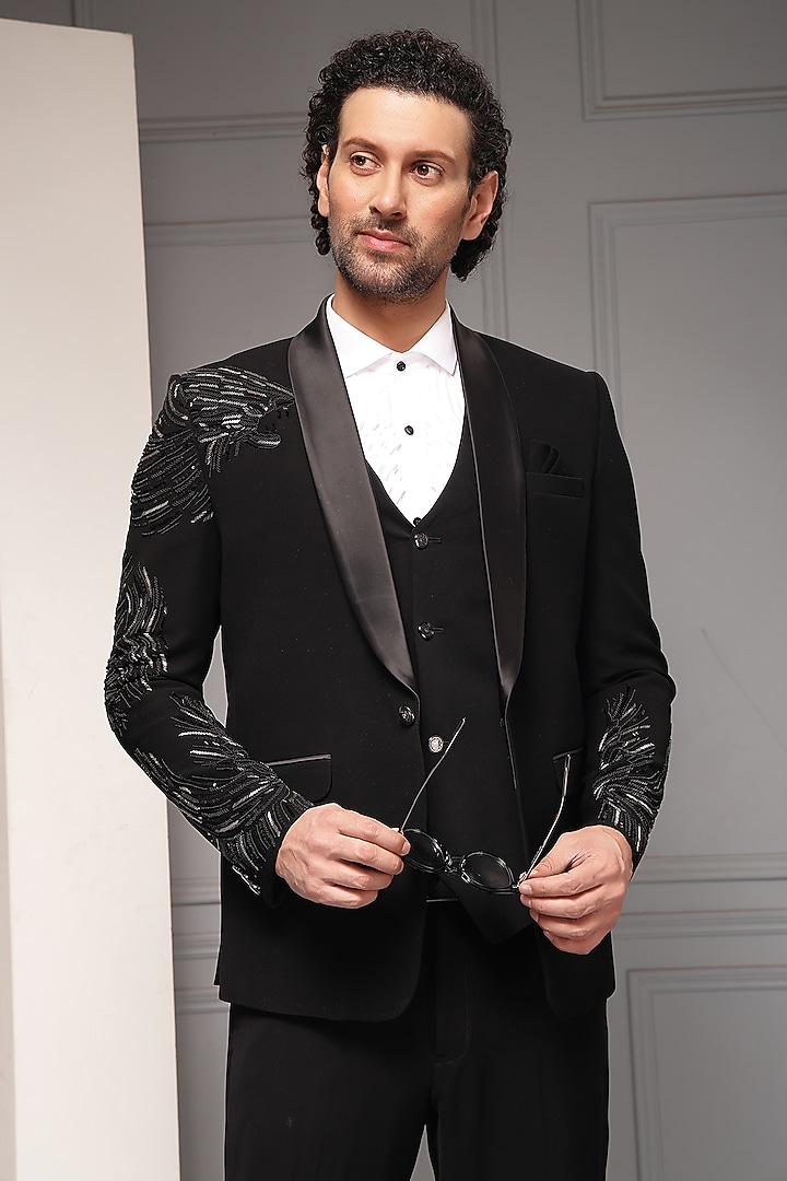 Black Premium Suiting Embroidered Tuxedo Set by Soniya G Men at Pernia's Pop Up Shop