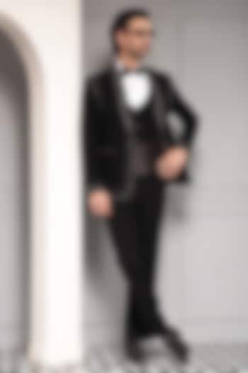 Black Premium Suiting Thread Embroidered Tuxedo Set by Soniya G Men at Pernia's Pop Up Shop