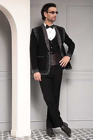 Black Premium Suiting Thread Embroidered Tuxedo Set by Soniya G Men