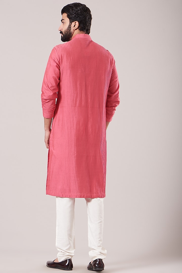 Blush Pink Pintucked Kurta Set by Soniya G Men at Pernia's Pop Up Shop