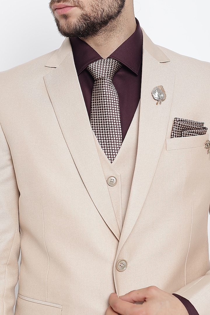 Beige Woolen Blend Suit Set With Tie by Soniya G Men at Pernia's Pop Up Shop