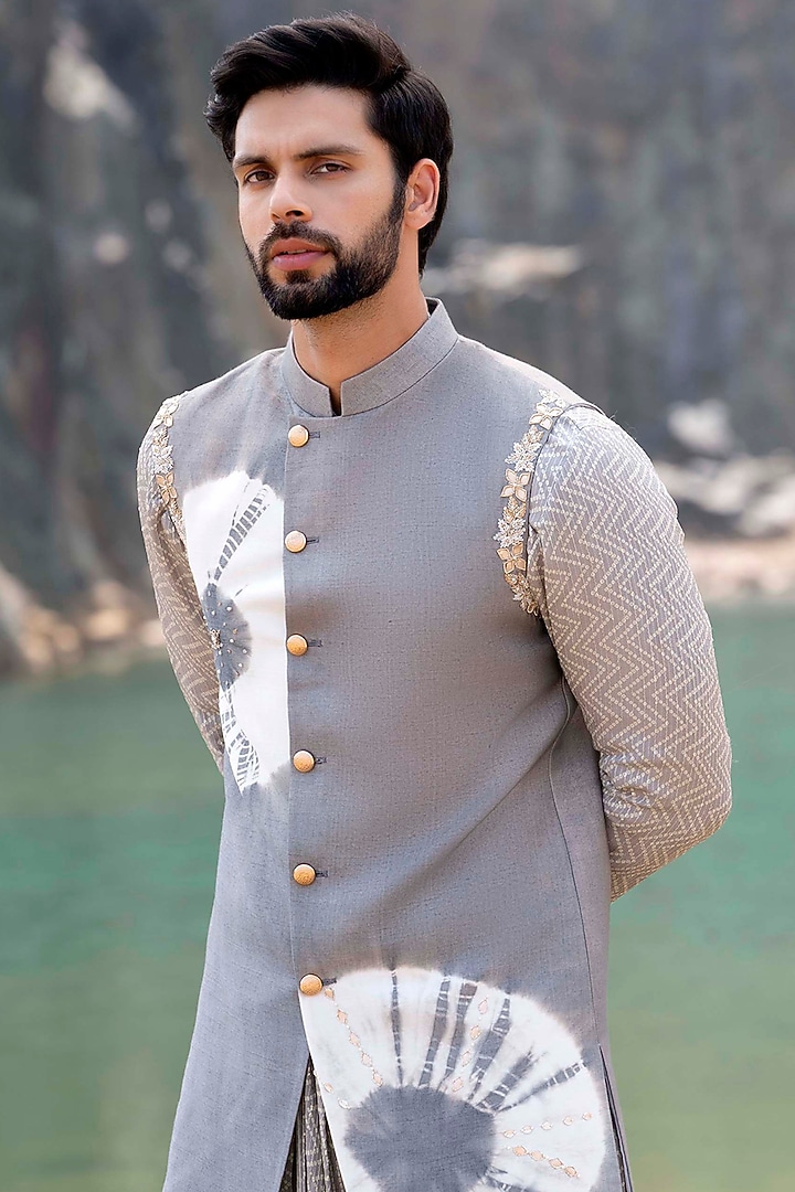 Lava Grey Draped Kurta Set With Jacket by Soniya G Men at Pernia's Pop Up Shop