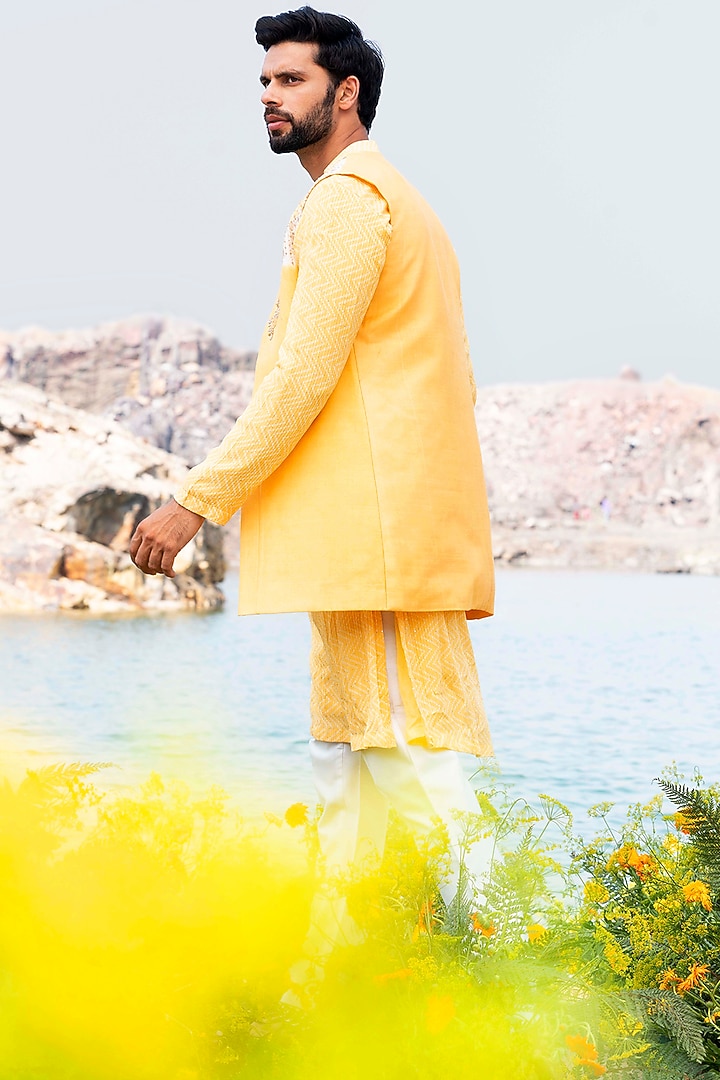 Sunlight Yellow Kurta Set With Embroidered Jacket by Soniya G Men at Pernia's Pop Up Shop