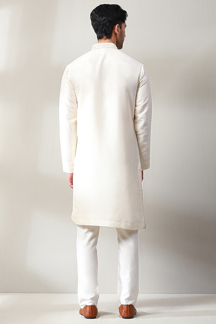 Ivory Silk Embroidered Handspun Kurta Set by Soniya G Men at Pernia's Pop Up Shop