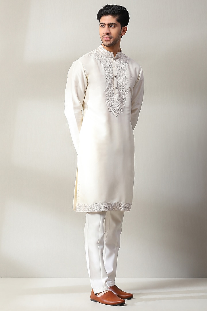 Ivory Silk Embroidered Handspun Kurta Set by Soniya G Men at Pernia's Pop Up Shop