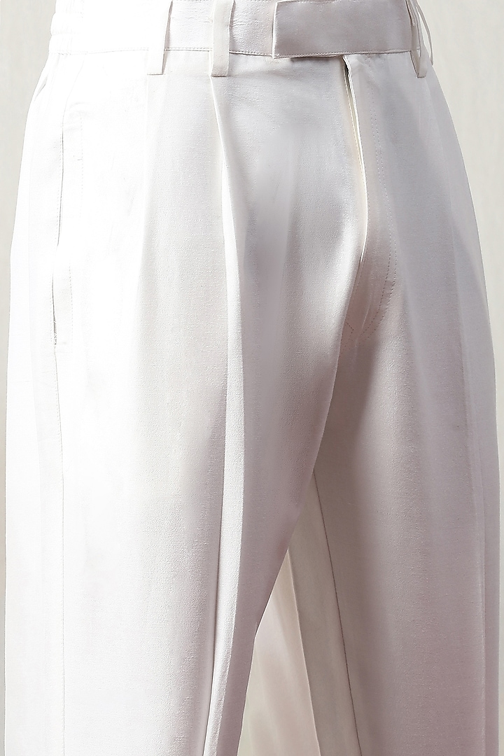 Ivory Silk Embroidered Handspun Kurta Set by Soniya G Men at Pernia's Pop Up Shop