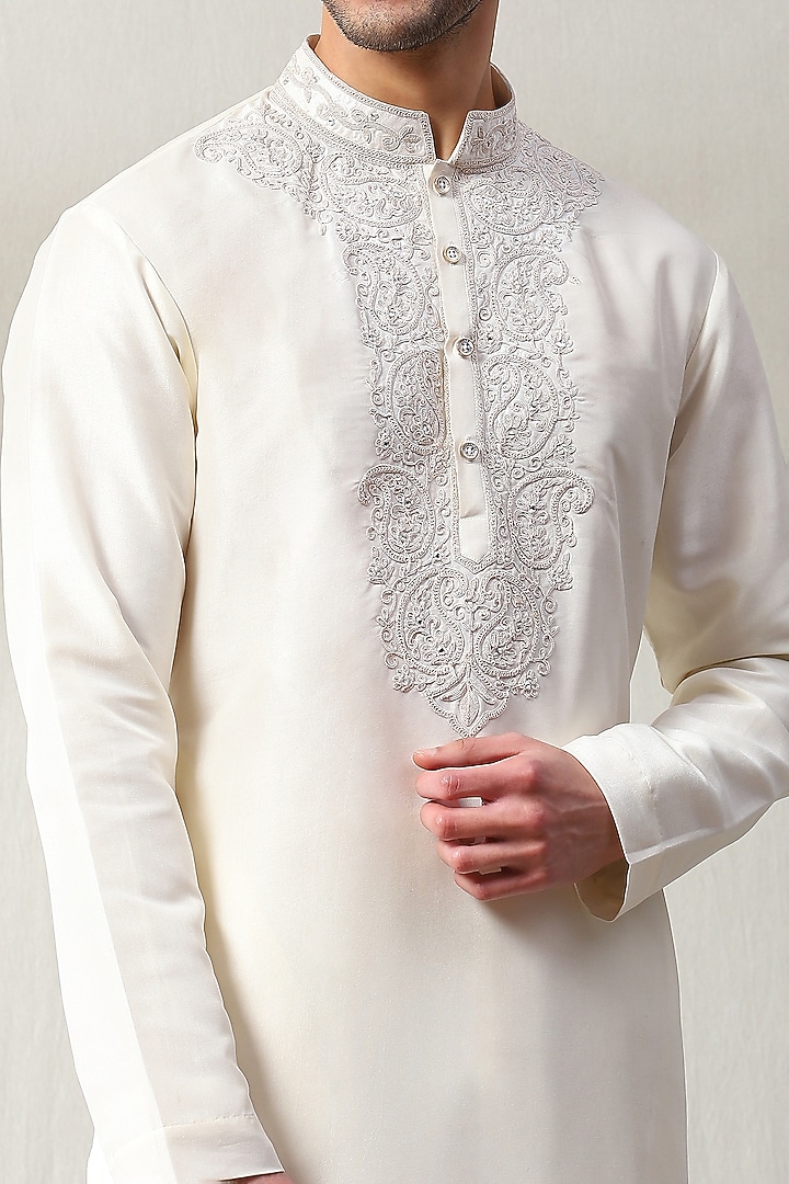 Ivory Silk Embroidered Handspun Kurta Set by Soniya G Men at Pernia's Pop Up Shop