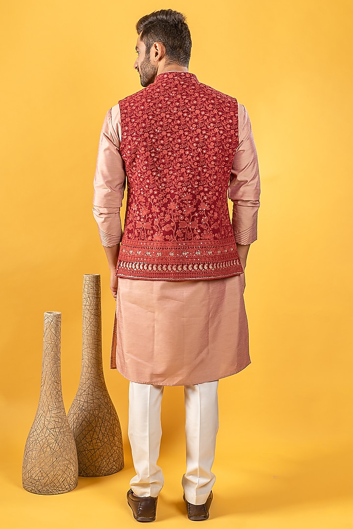 Carrot-Colored Lucknowi Thread Work Bundi Jacket Set by Soniya G Men at Pernia's Pop Up Shop
